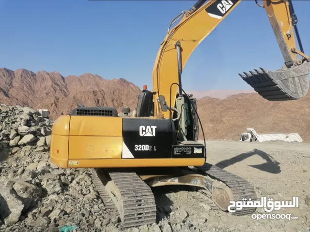 2016 Tracked Excavator Construction Equipments in Al Dhahirah
