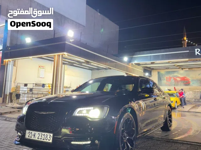 2018 Chrysler 300 300S v8