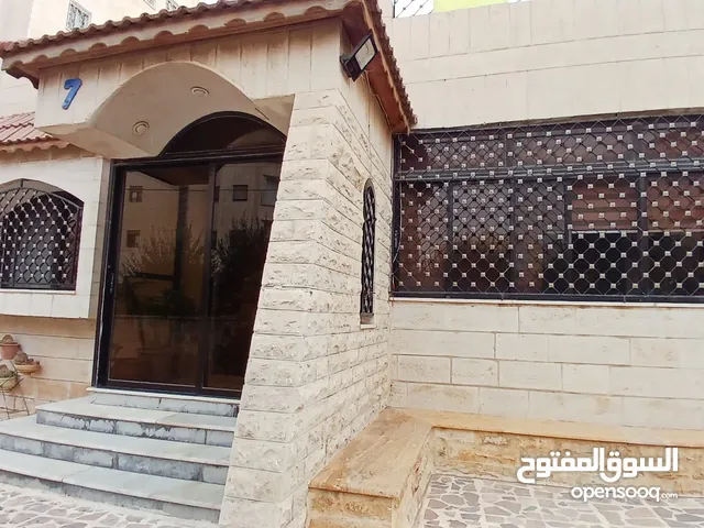منزل مستقل بيت كبير للبيع ضاحية الحاج حسن بمنطقة هادئة قرب مجمع الجنوب