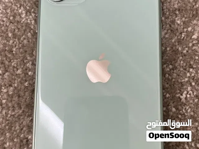 ايفون 11 أخضر جديد مع شاحن وذاكرة 128 جيجابايت بحالة ممتازة