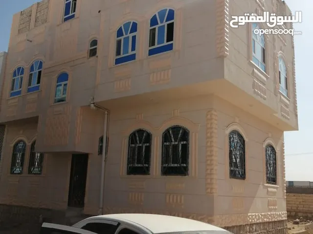 3 Floors Building for Sale in Sana'a Aya Roundabout