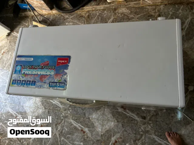 عدد 4ديب فريزر  بحاله ممتازه  3=سعة280 لتر 1=سعة550لتر