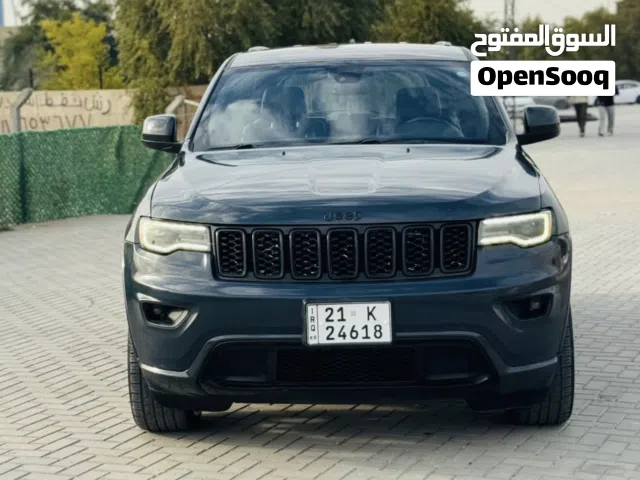 جيب لاريدو بلاك توب