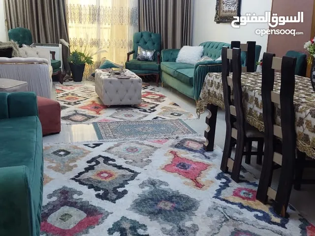 شقة للايجار مفروشة بالكامل برج فخم اول الهرم نصر الدين