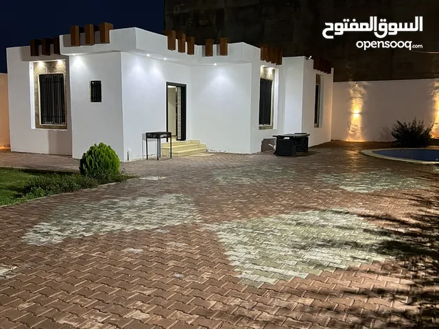 2 Bedrooms Chalet for Rent in Benghazi Bu Hadi