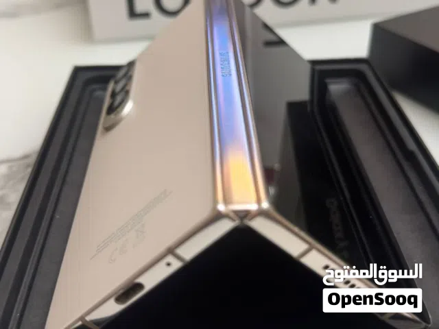 Samsung Z FOLD 4 8 months used it's very good condition