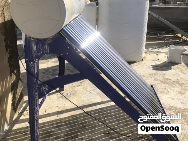 سخان شمسي للبيع 18 بايب واحد من البايبات مكسور ثمن البايب 7 دنانير