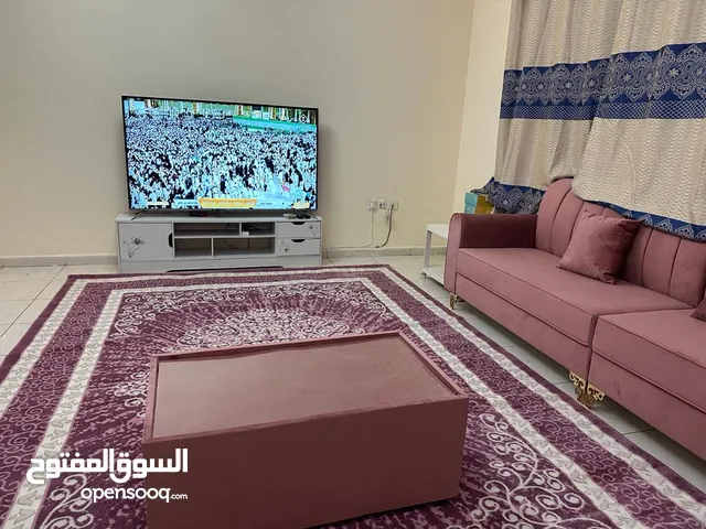 2050 ft 2 Bedrooms Apartments for Rent in Sharjah Al Taawun