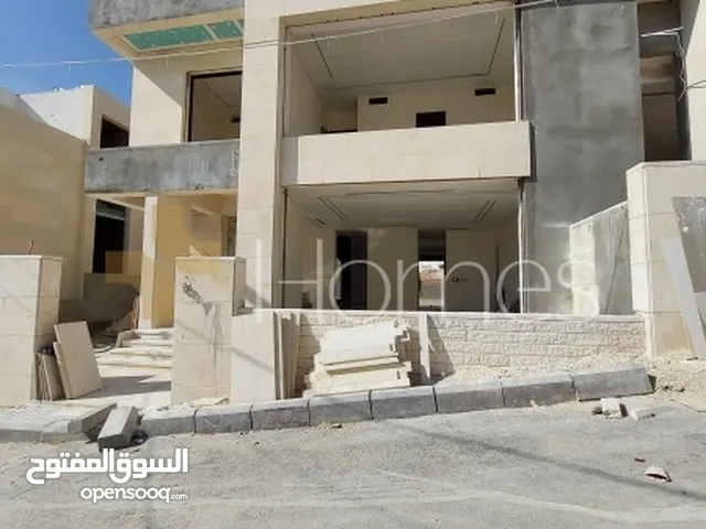459 m2 4 Bedrooms Villa for Sale in Amman Dabouq
