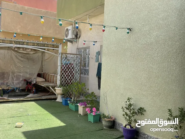 200 m2 2 Bedrooms Villa for Sale in Basra Abu Al-Khaseeb