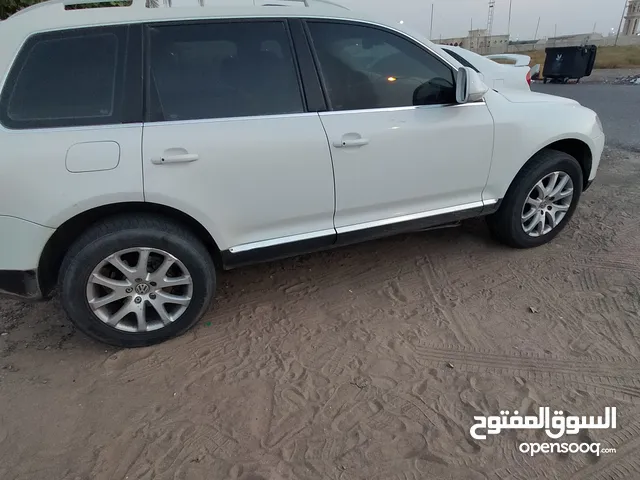 Used Volkswagen Touareg in Buraimi