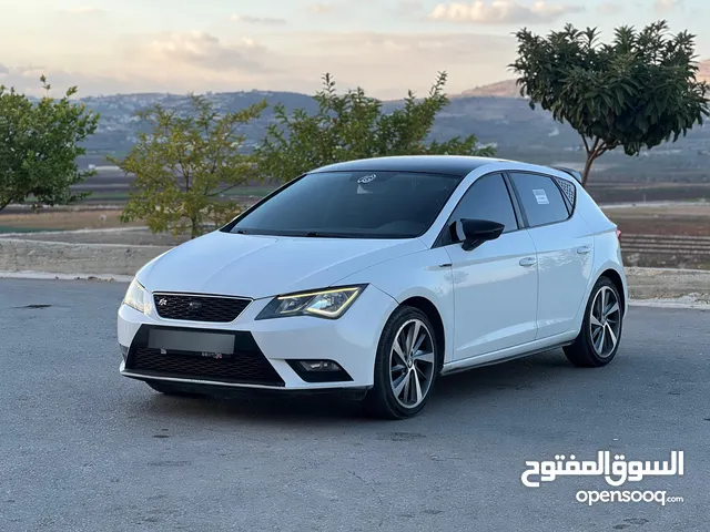 سيات ليون مميزة (جير عادي)