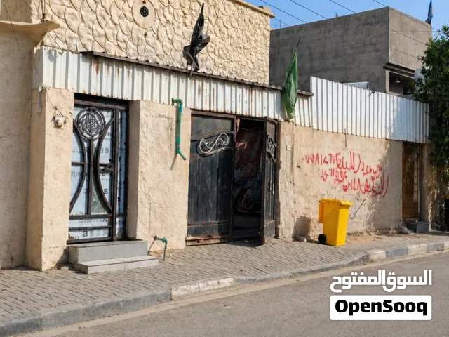 بيت اصولي بالقبلة طابقين الطابق الجوه مفصول شقتين