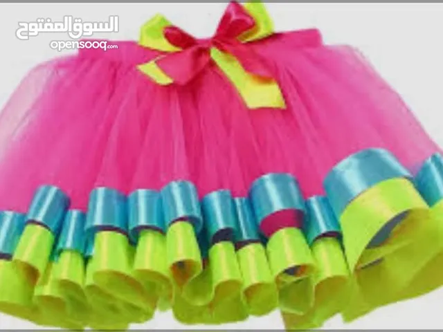 تنورة وطوك بناتي لطفله عمرها 4-3 سنوات