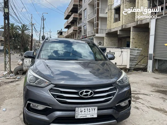Hyundai Santa Fe 2016 in Baghdad