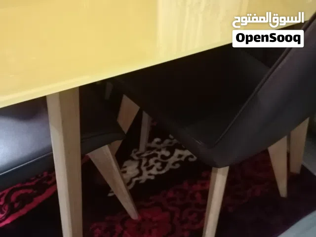 طاولة طعام للبيع