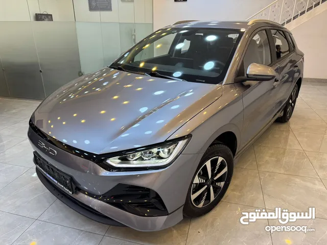 BYD E2 Luxury (2023) قطعت مسافة 5000km فقط شبه زيرو !!!!