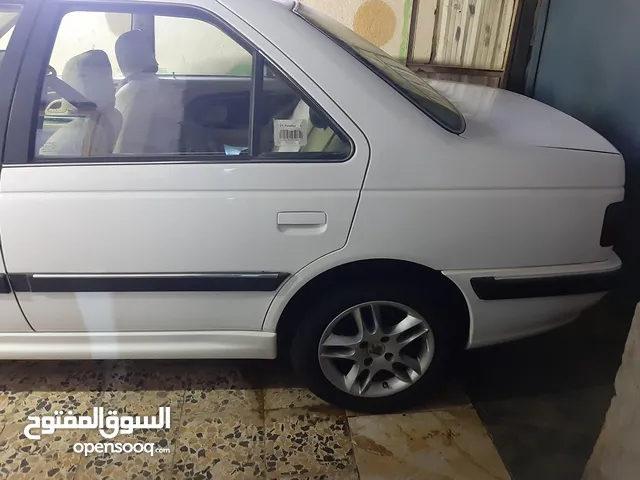 بيجو بارص موديل 2023 الون ابيض ماشيه 38 السياره كارتون