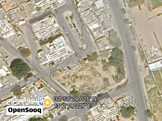 شقة ف جنزور شهداء عبد الجليل جنب النادي