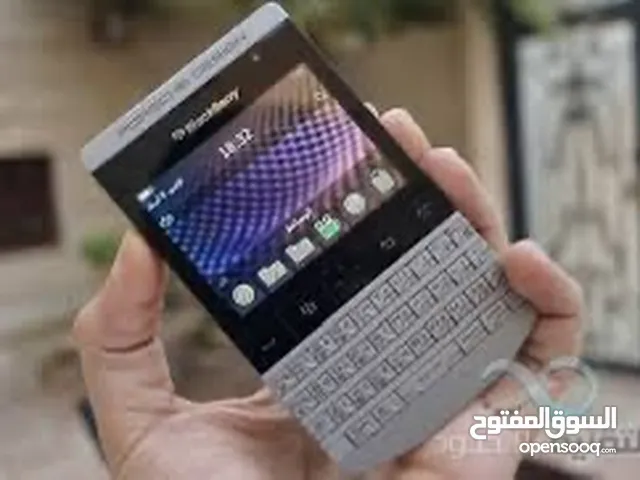 Blackberry Porsche Design Other in Kuwait City