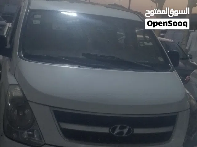 2013 Hyundai H1 GLS