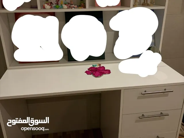 مكتب غرف نوم كبير استعمال خفيف