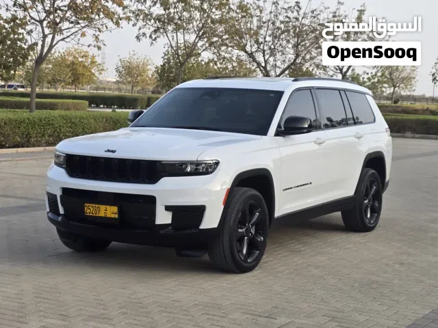 جيب جراند شيروكي لارج موديل 2023 قطعت 45 الف كيلو متر