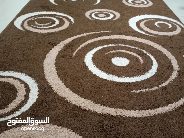سجاد مستعمل بحالة ممتازه للبيع