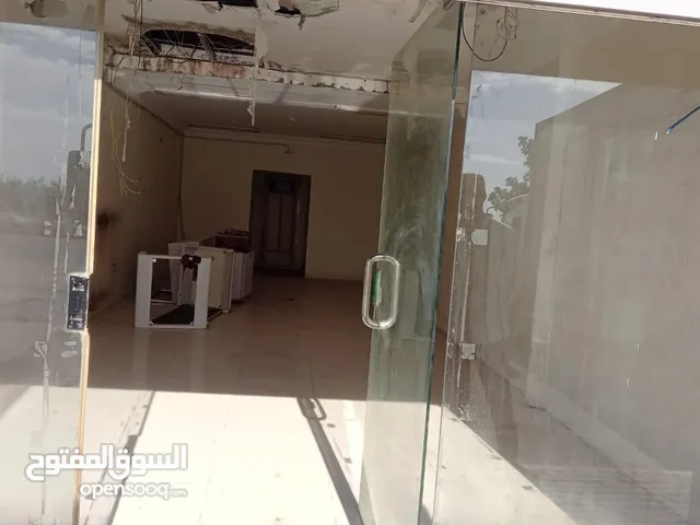 Unfurnished Shops in Dammam Al Fursan