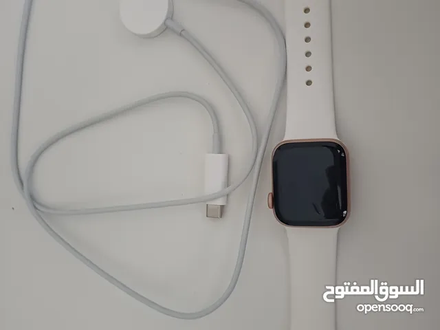 Watch SE 40MM Aluminum ceramic case.