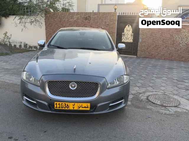 2011 Jaguar XJ Standard
