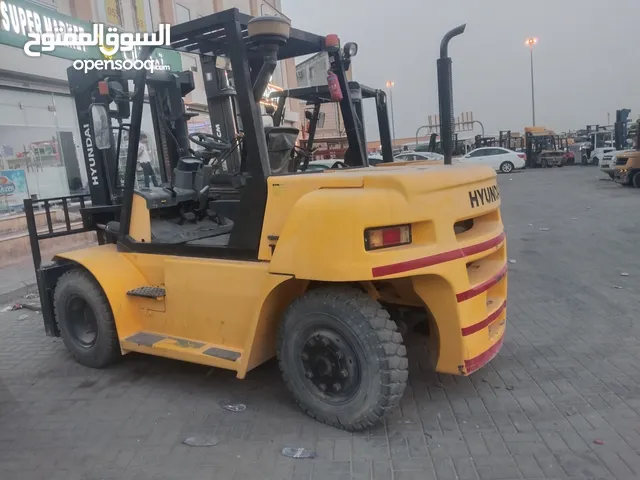 2014 Forklift Lift Equipment in Al Riyadh