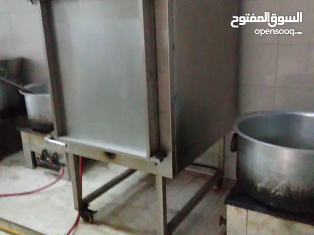 مطعم المضغوط السعودي مطعم جميل ومرتب يحتاج شخص. يكون فاهم في المطاعم وموقع جميل ومرتب ماشاء