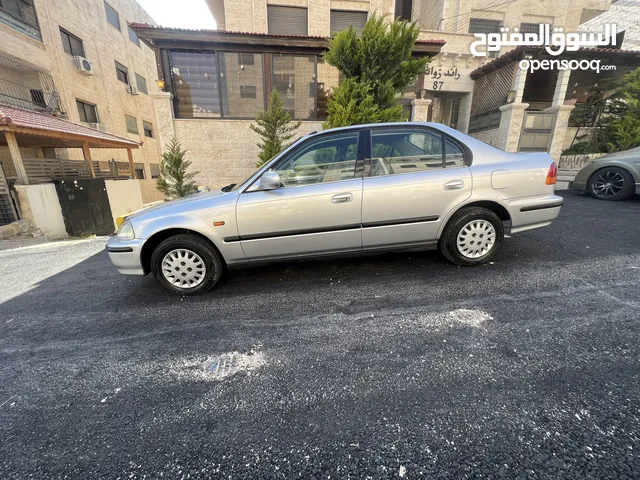 Honda Civic EXi in Amman