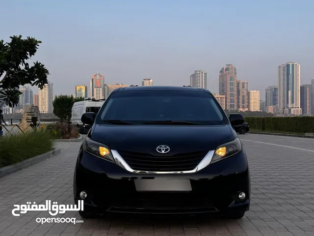 Toyota Seinna 2015 XLE V6 AWD for sale تويوتا سيينا للبيع