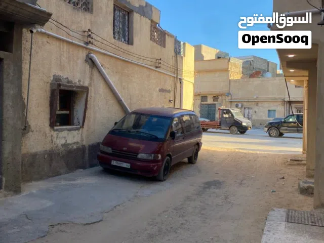 منزل فى منطقة الكيزه واجهتين