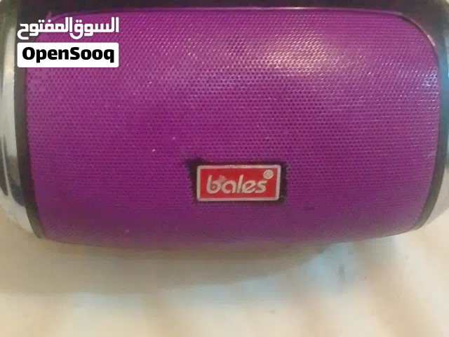 للبيع سماعتين صوت قوي