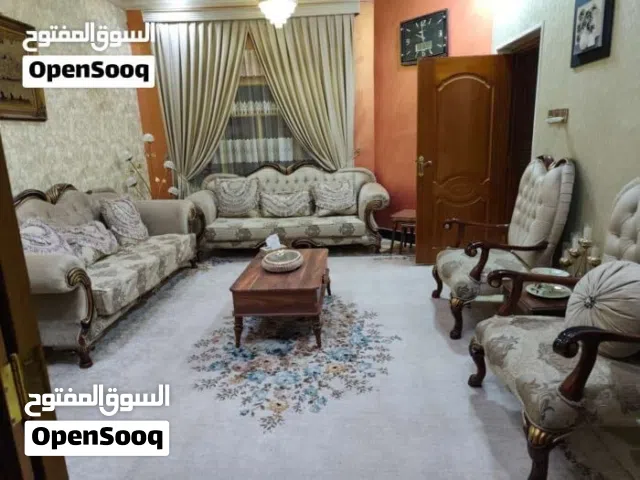 250 m2 4 Bedrooms Townhouse for Rent in Basra Al Jameea