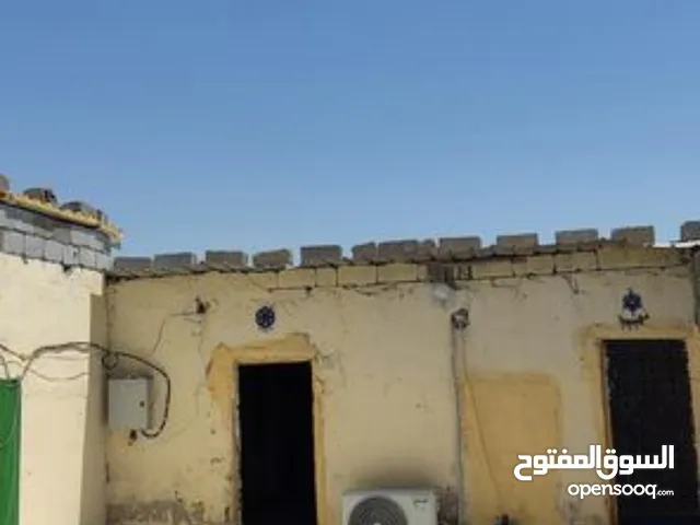 150 m2 2 Bedrooms Townhouse for Sale in Basra Al Asdiqaa