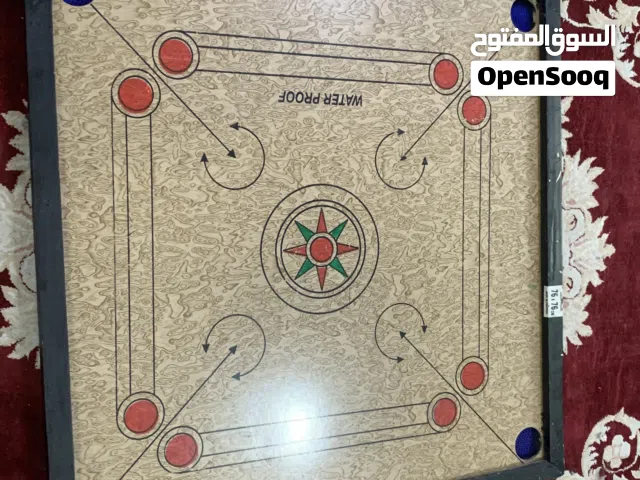 Carrom board