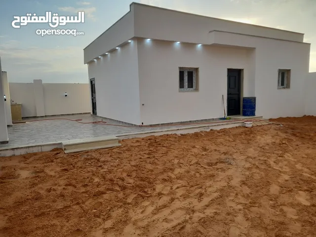 100 m2 2 Bedrooms Townhouse for Sale in Tripoli Tajura