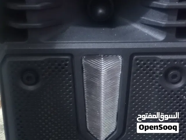 سماعة بلوتوث حجم 30سم مع مايكرفون بحالة الوكالة يالكرتونه