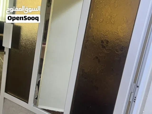 باب ألمنيوم