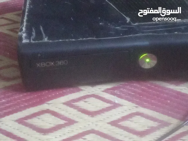 سلام عليكم xbox 360 جديد بي لعبه 250 هارد كامل مع التوصيل الشحن مالته السعر 170بي مجال