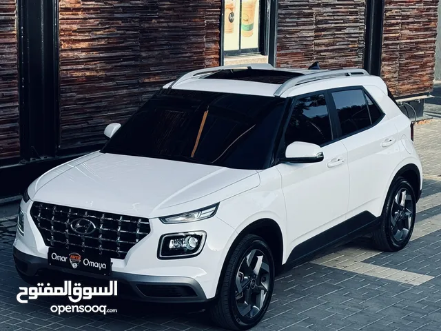Hyundayi Venue 2022 فتحة سقف و إضافات كاملة و مميزة و بسعر آلعرض