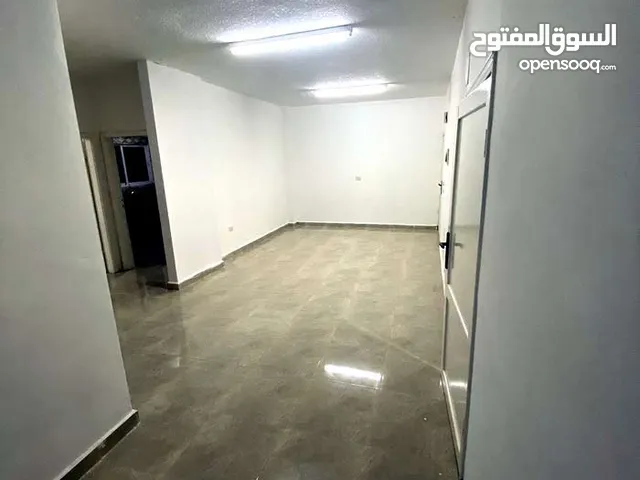 130 m2 3 Bedrooms Townhouse for Rent in Al Karak Other