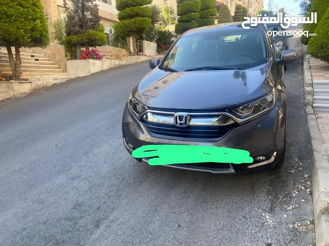 للبيع Crv 2017 استعمال خفيف ماشية 72 ألف بحالة الوكالة السيارة