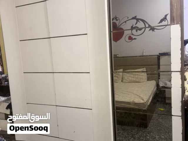 غرفة نوم مستعمله