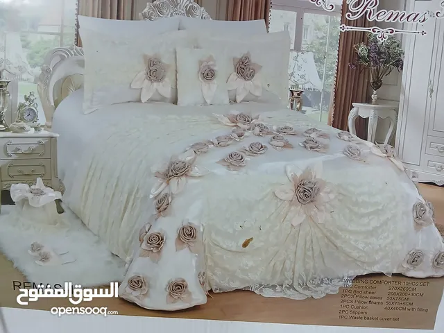 فرشات جرابي مستعمل قليل نضيفات و جدد شرط الفحص قبل لاستلام نوعيه الفرشه البيضاء كلش زينه وثقيله