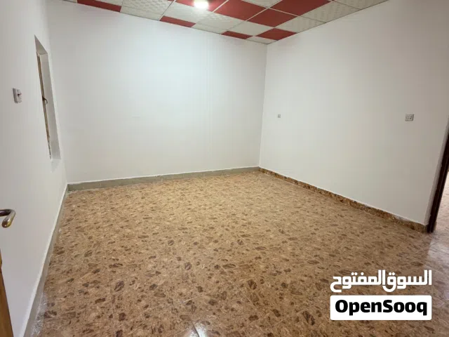 250 m2 4 Bedrooms Townhouse for Sale in Basra Jubaileh